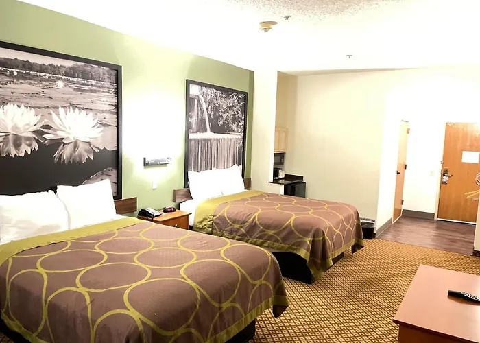 Super 8 By Wyndham Fort Worth Downtown South